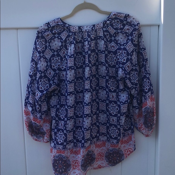 Blouse - Picture 2 of 2
